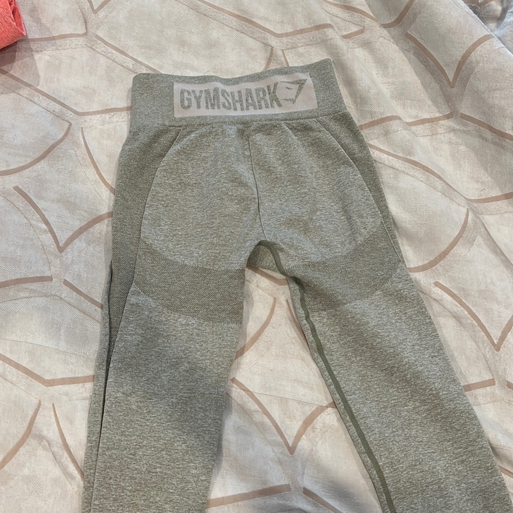 GYMSHARK DRY LEGGINGS